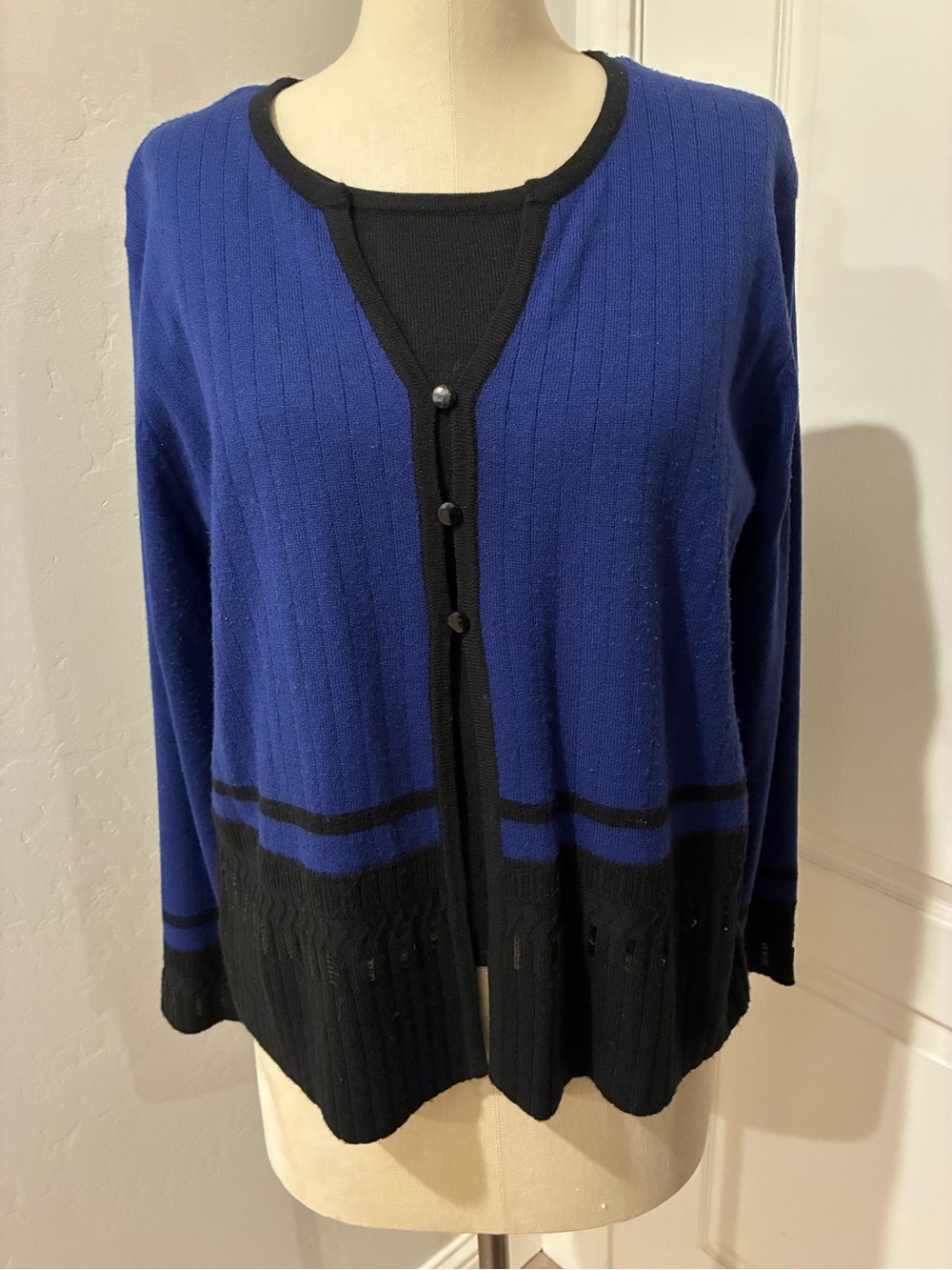 Vintage Koret Jewel Royal Blue & Black Colorblock Knit Cardigan